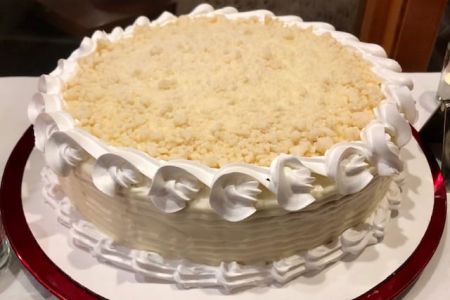 Lemon-Cream-Cake